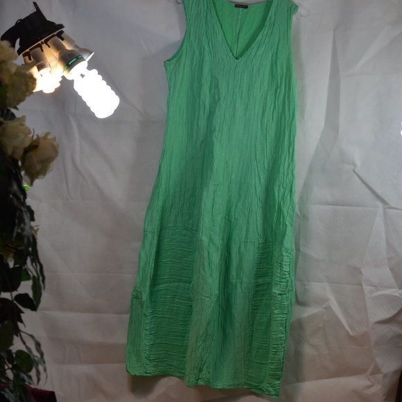 Light & Airy Slip on and Go/Beach/Summer Crinkle Dress SZ L Grazes - Picture 1 of 8